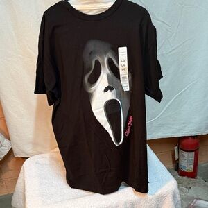 Black Scream Graphic Tee